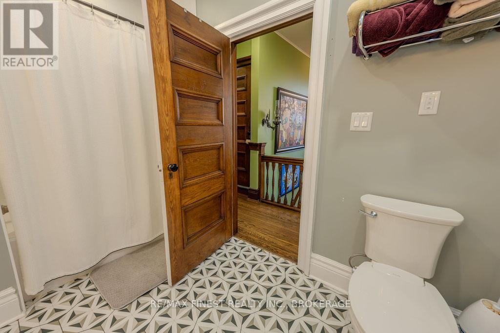 265 Dundas Street W, Greater Napanee, Ontario  K7R 2B2 - Photo 21 - X12256970
