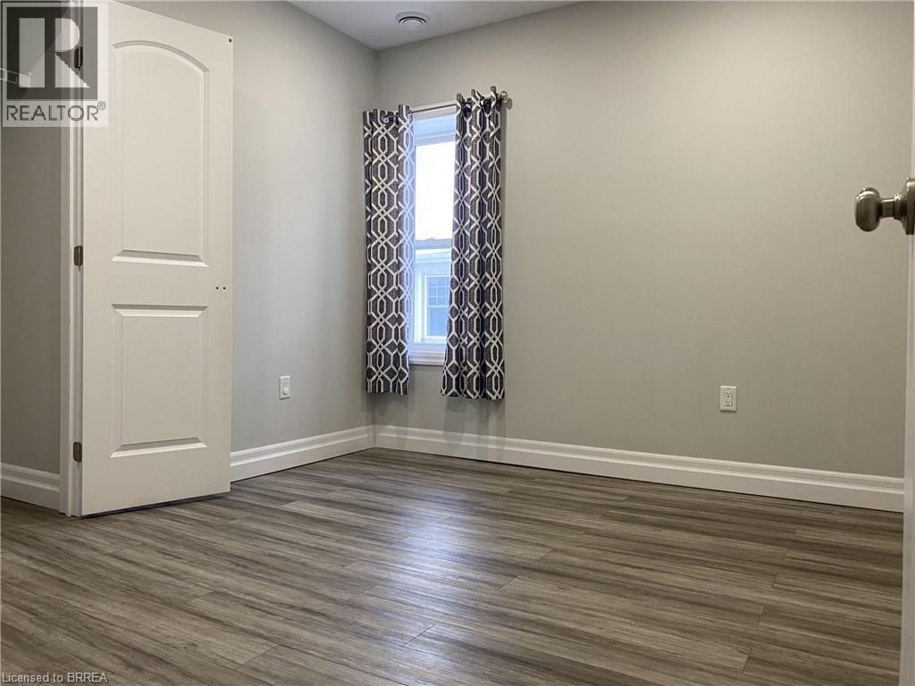 98 Lorne Crescent Unit# 5, Brantford, Ontario  N3T 4L9 - Photo 8 - 40762289