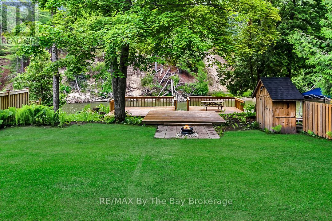 181 Knox Road E, Wasaga Beach, Ontario  L9Z 2T6 - Photo 4 - S12182108