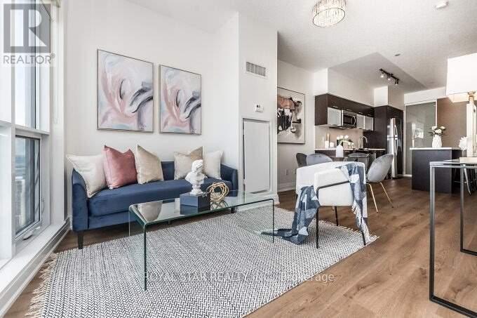 5704 - 386 Yonge Street, Toronto, Ontario  M5B 0A5 - Photo 10 - C12364093