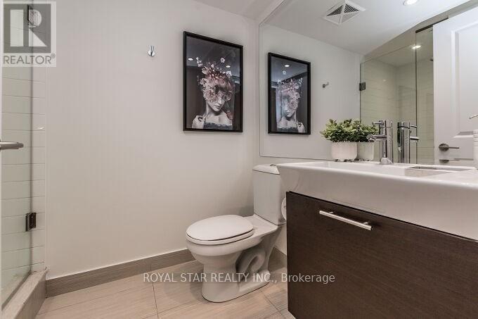 5704 - 386 Yonge Street, Toronto, Ontario  M5B 0A5 - Photo 30 - C12364093
