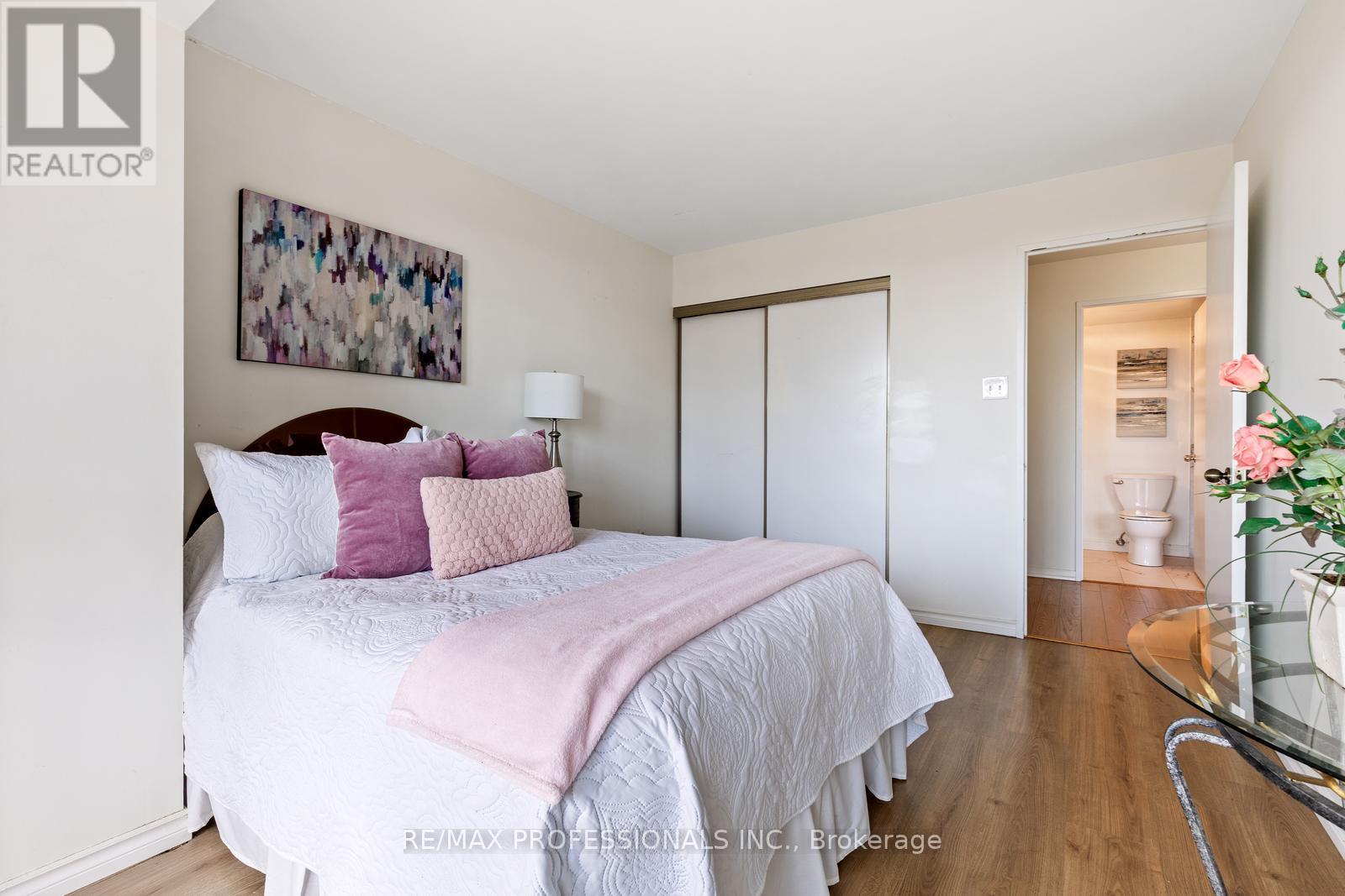 1104 - 33 Elmhurst Avenue, Toronto, Ontario  M2N 6G8 - Photo 24 - C12364156