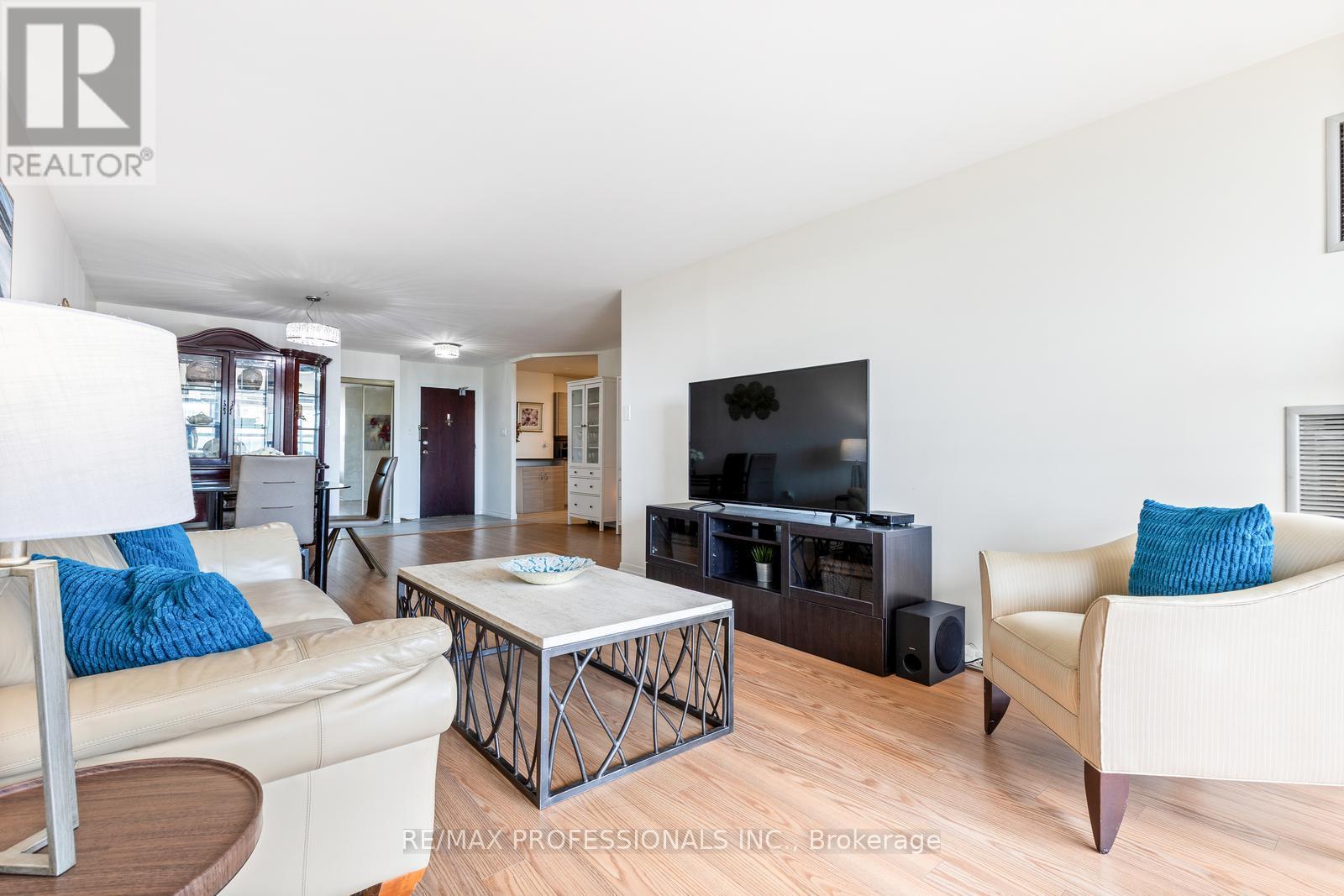 1104 - 33 Elmhurst Avenue, Toronto, Ontario  M2N 6G8 - Photo 9 - C12364156