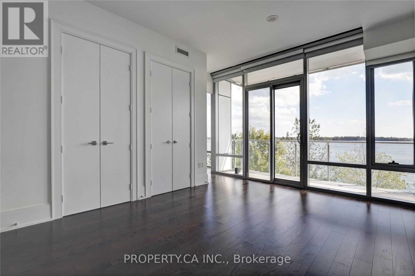 314 - 39 Queens Quay E, Toronto, Ontario  M5E 0A5 - Photo 19 - C12364225