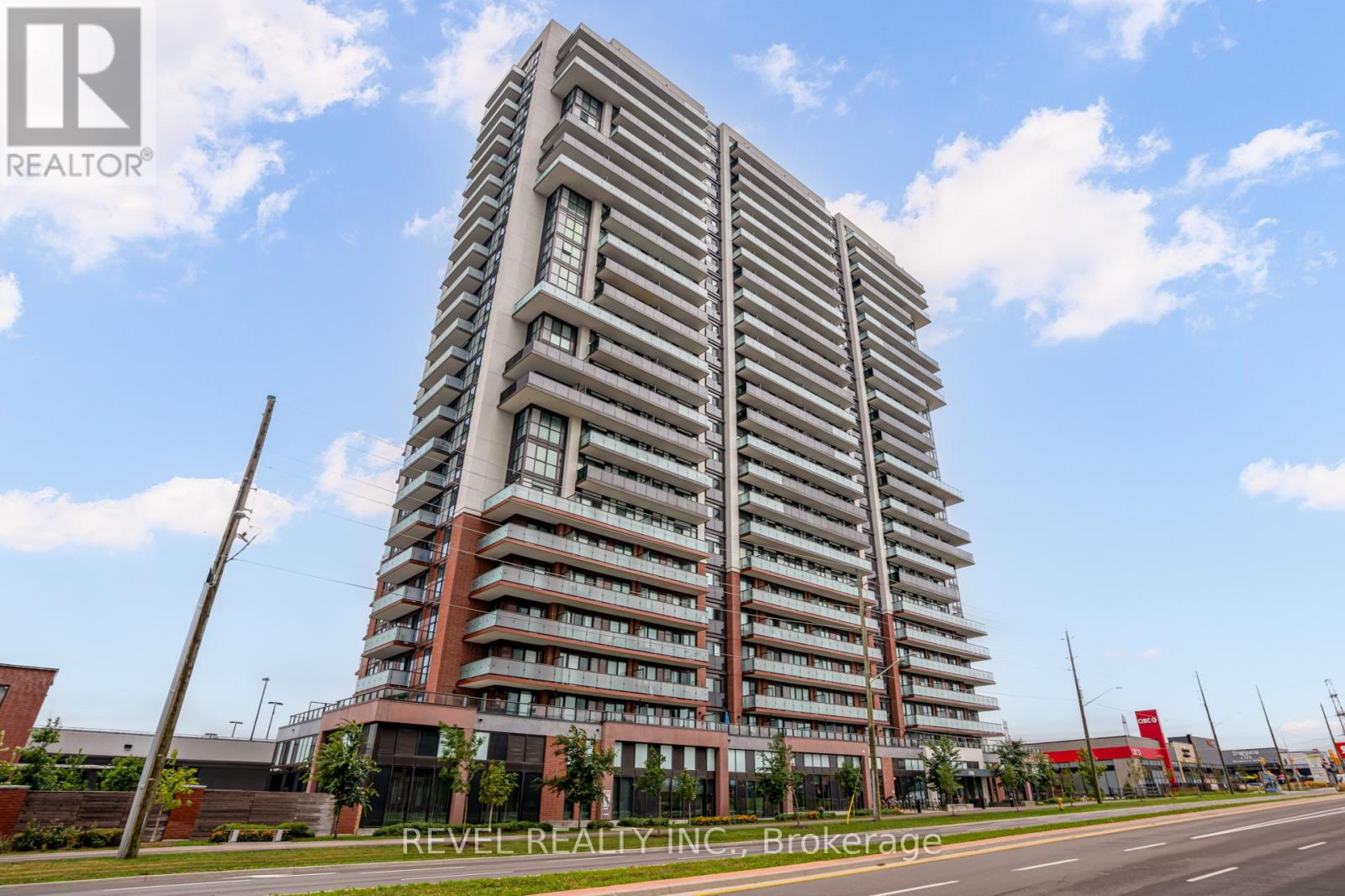 1411 - 2550 Simcoe Street N, Oshawa, Ontario L1L 0R5 - Photo 1 - E12364178