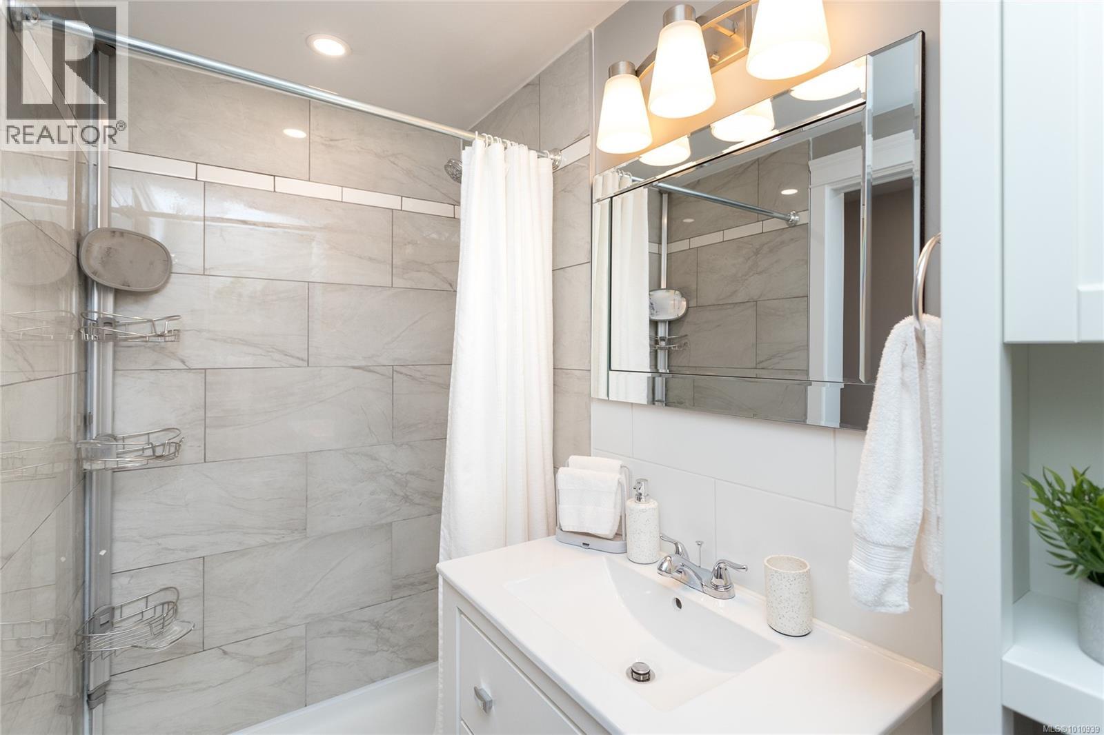 131 2500 Florence Lake Rd, Langford, British Columbia  V9B 4H2 - Photo 16 - 1010939