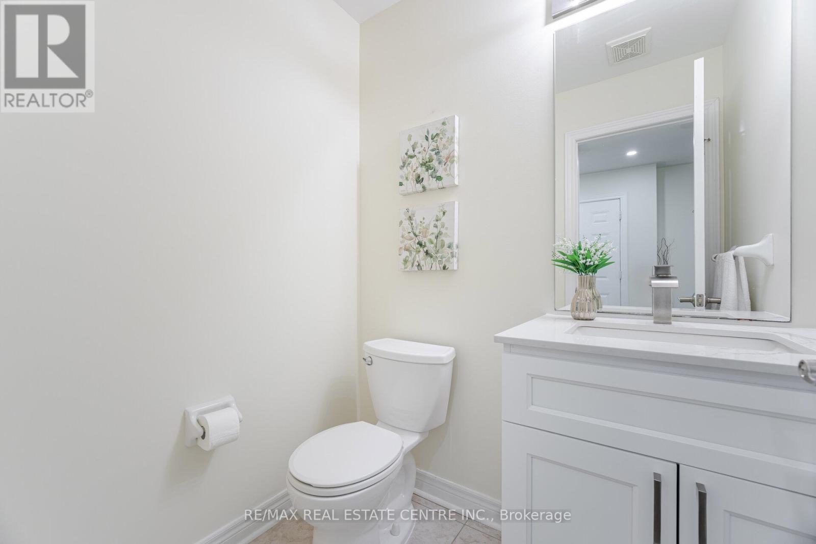 34 Firbank Lane, Whitchurch-Stouffville, Ontario  L4A 0K9 - Photo 14 - N12364147