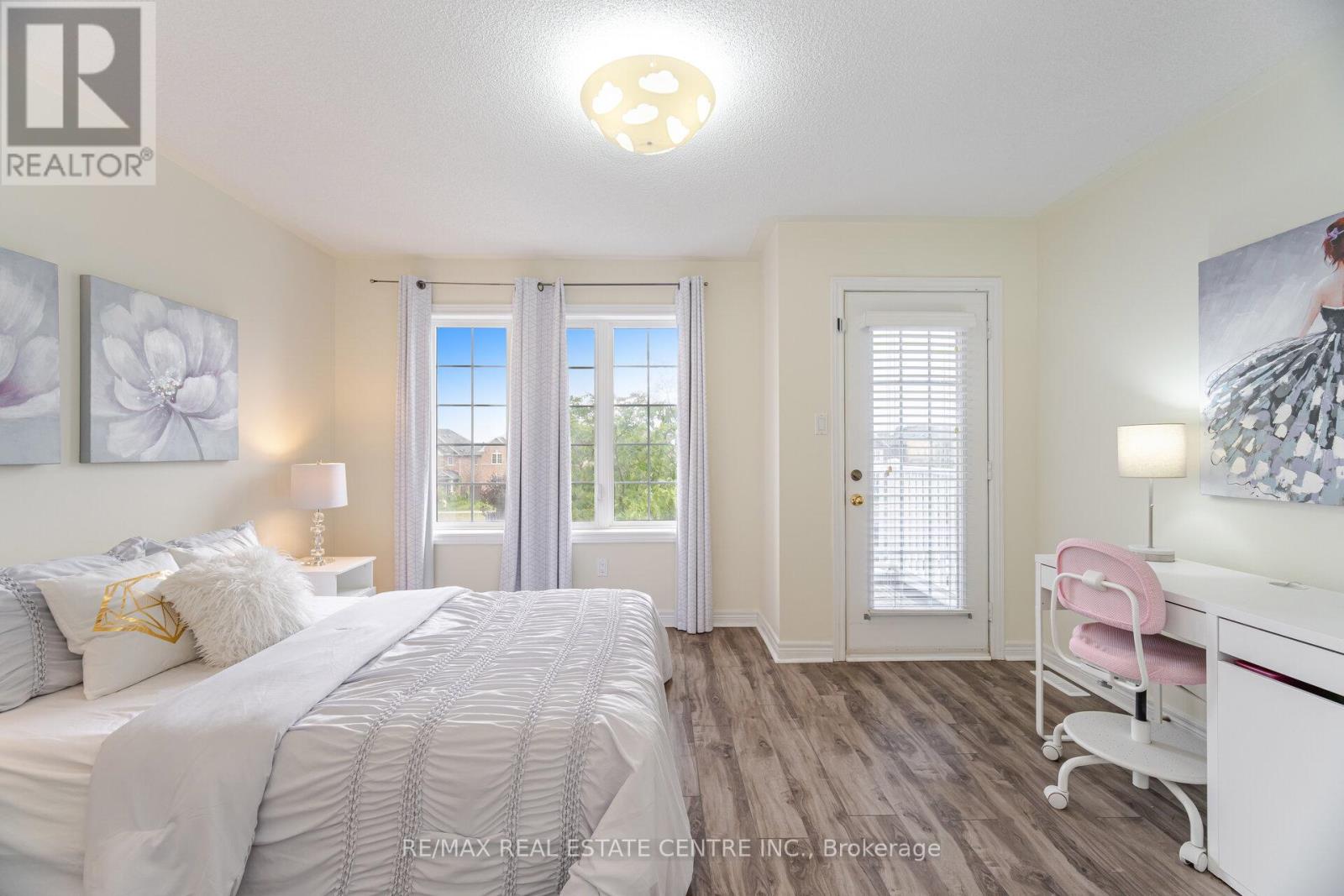 34 Firbank Lane, Whitchurch-Stouffville, Ontario  L4A 0K9 - Photo 21 - N12364147