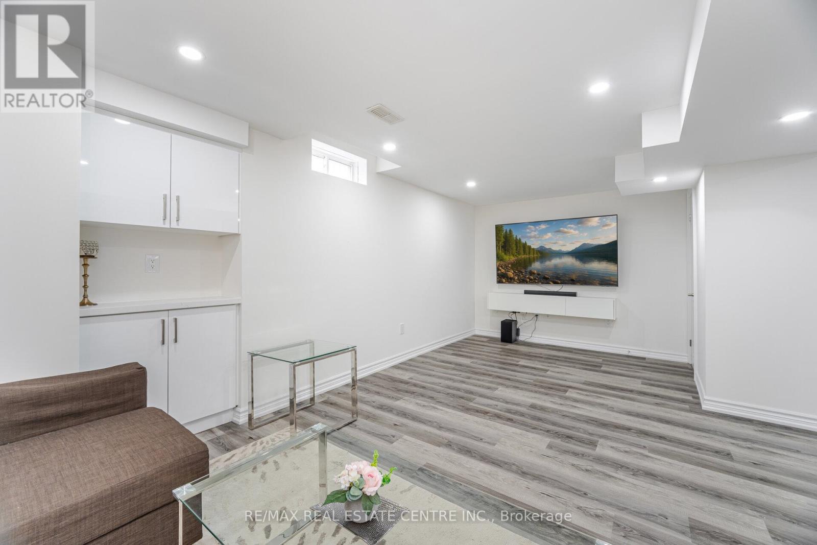 34 Firbank Lane, Whitchurch-Stouffville, Ontario  L4A 0K9 - Photo 29 - N12364147