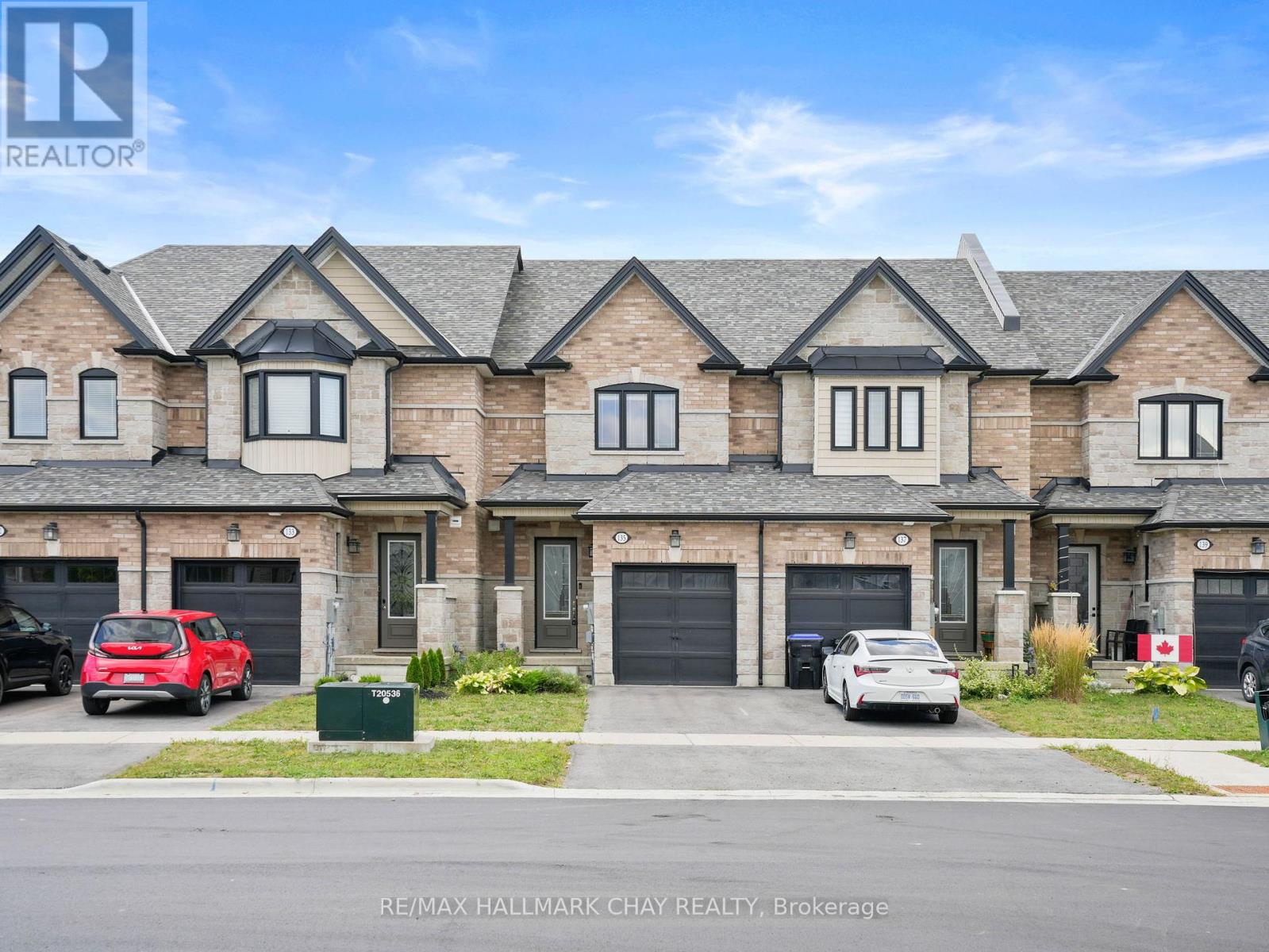 135 WALKER BOULEVARD, New Tecumseth, Ontario