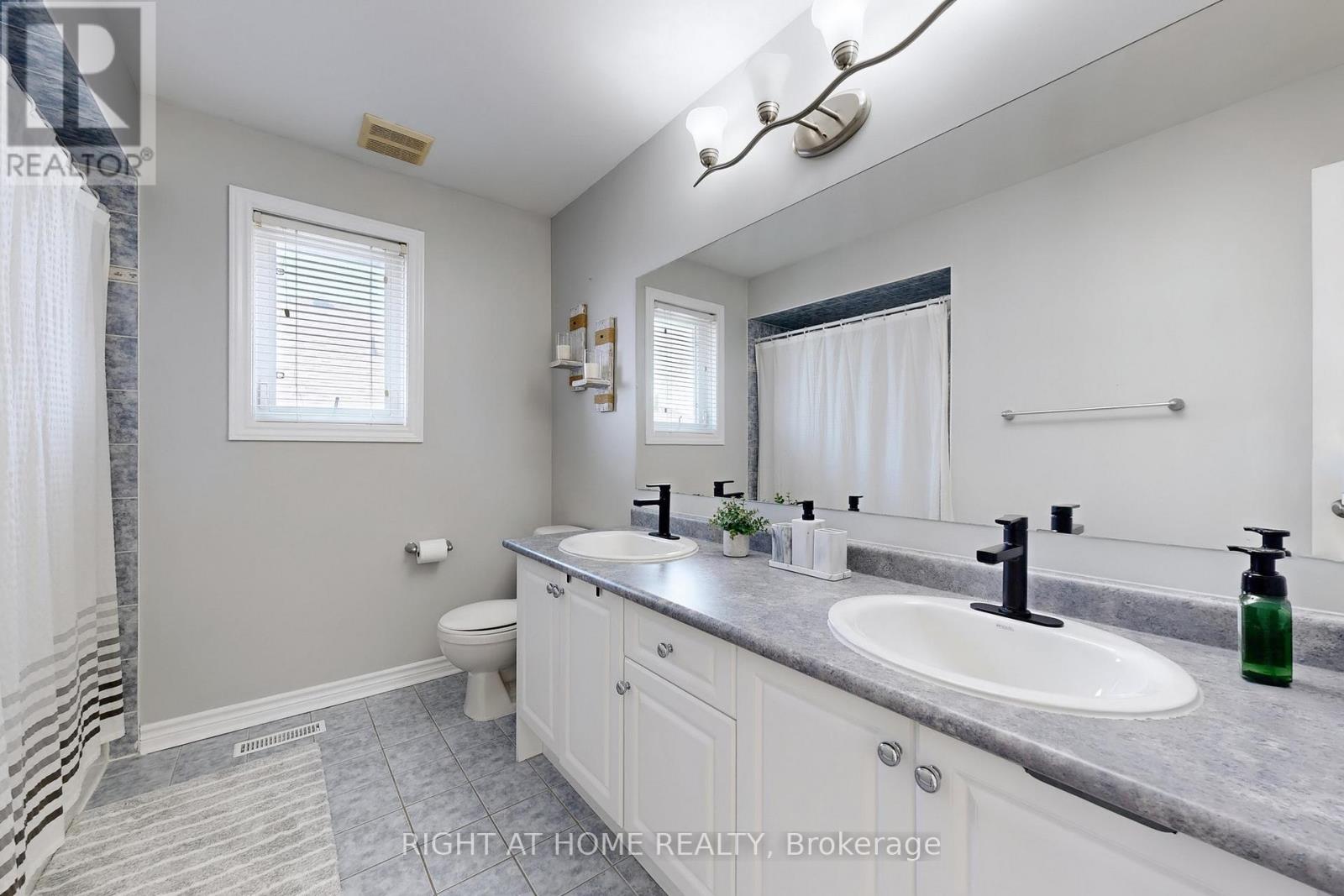 418 Mapleton Avenue, Barrie, Ontario  L4N 0Z9 - Photo 19 - S12364116
