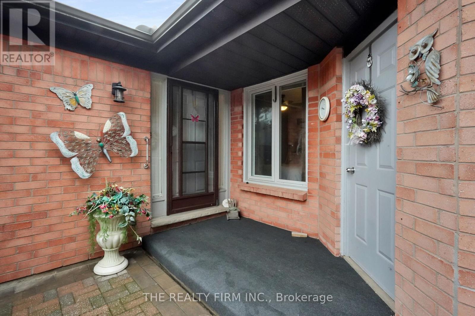Property at 4 - 65 FIDDLERS GREEN ROAD image 3