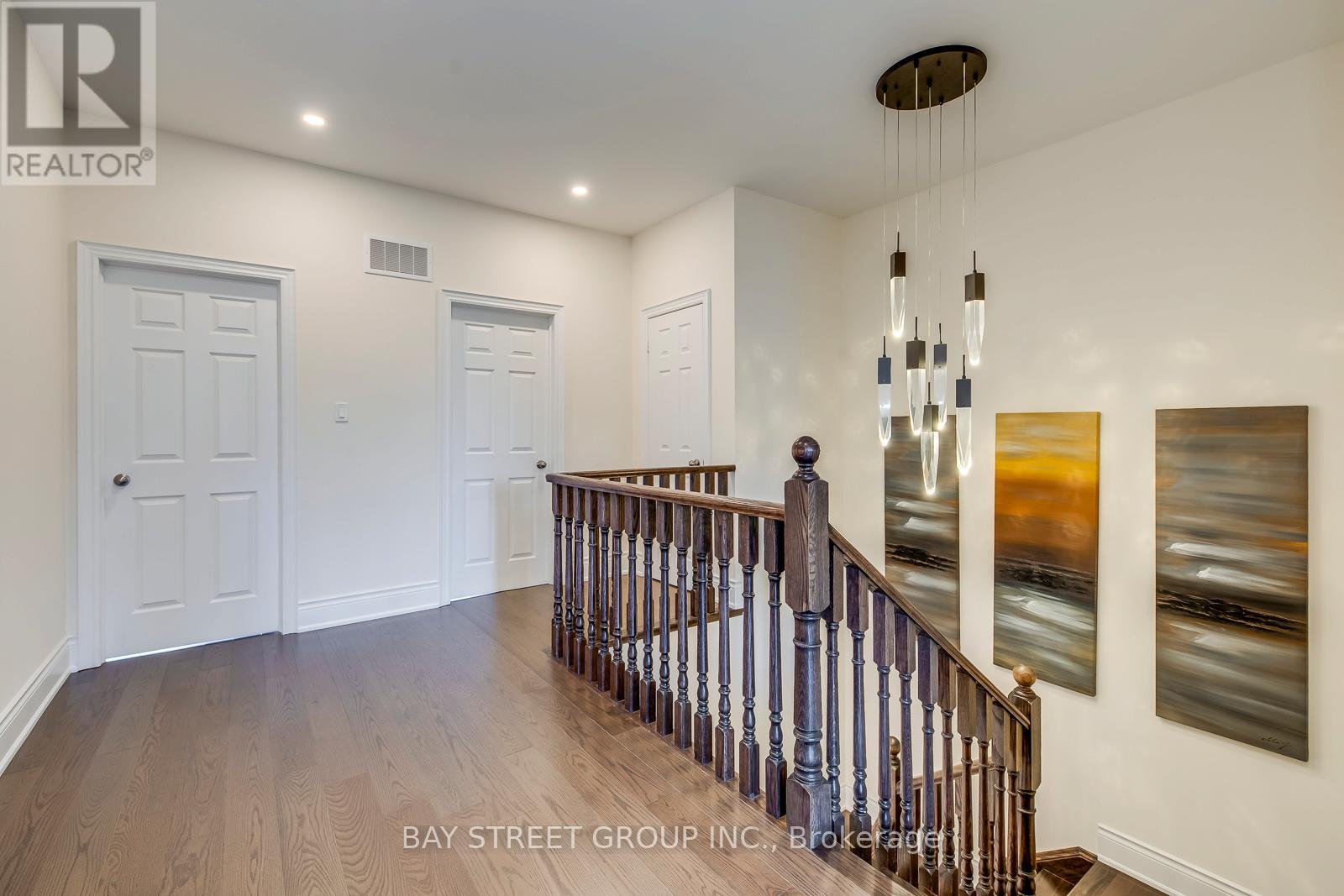 3091 Streamwood Pass, Oakville, Ontario  L6H 0S8 - Photo 21 - W12364123