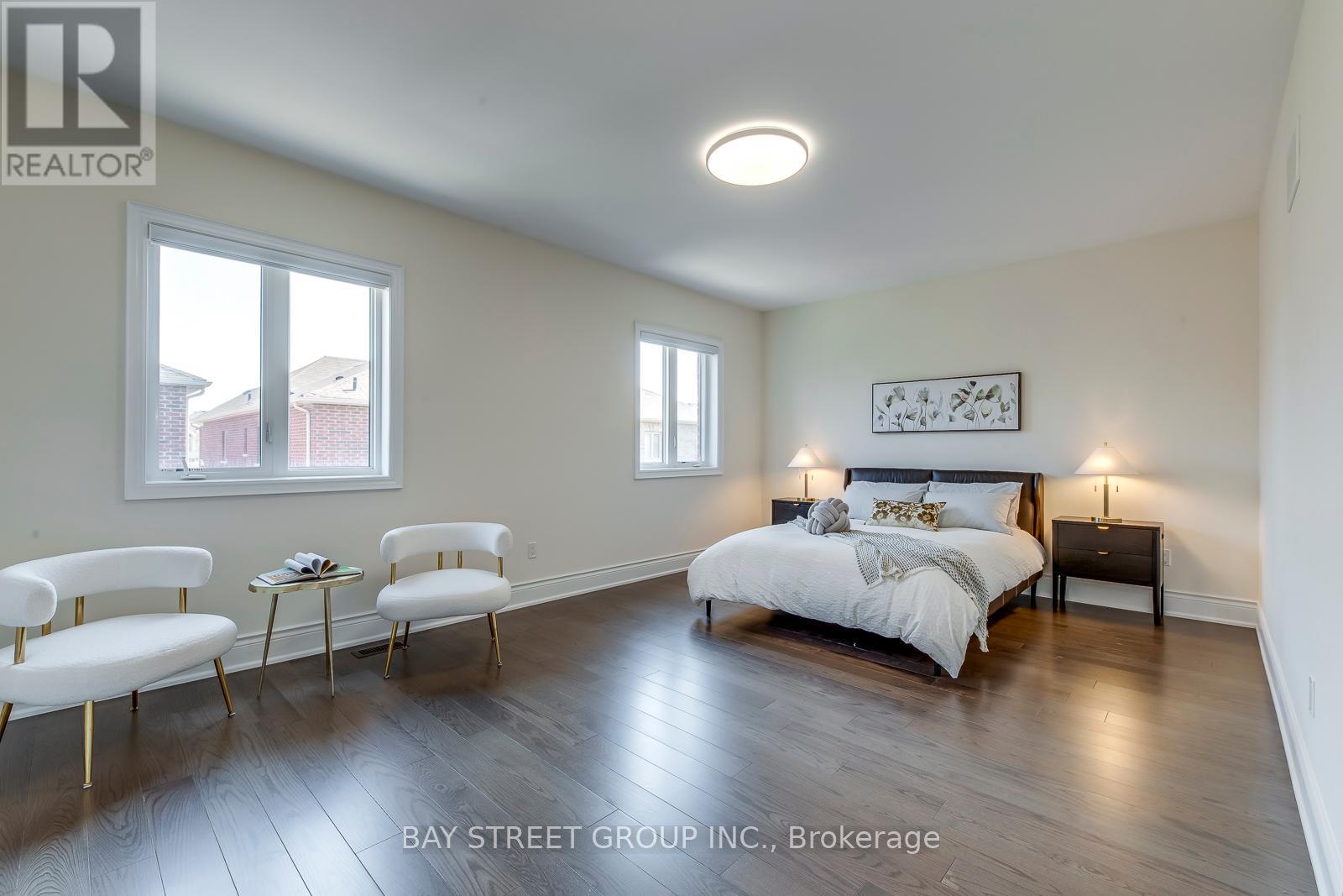 3091 Streamwood Pass, Oakville, Ontario  L6H 0S8 - Photo 22 - W12364123