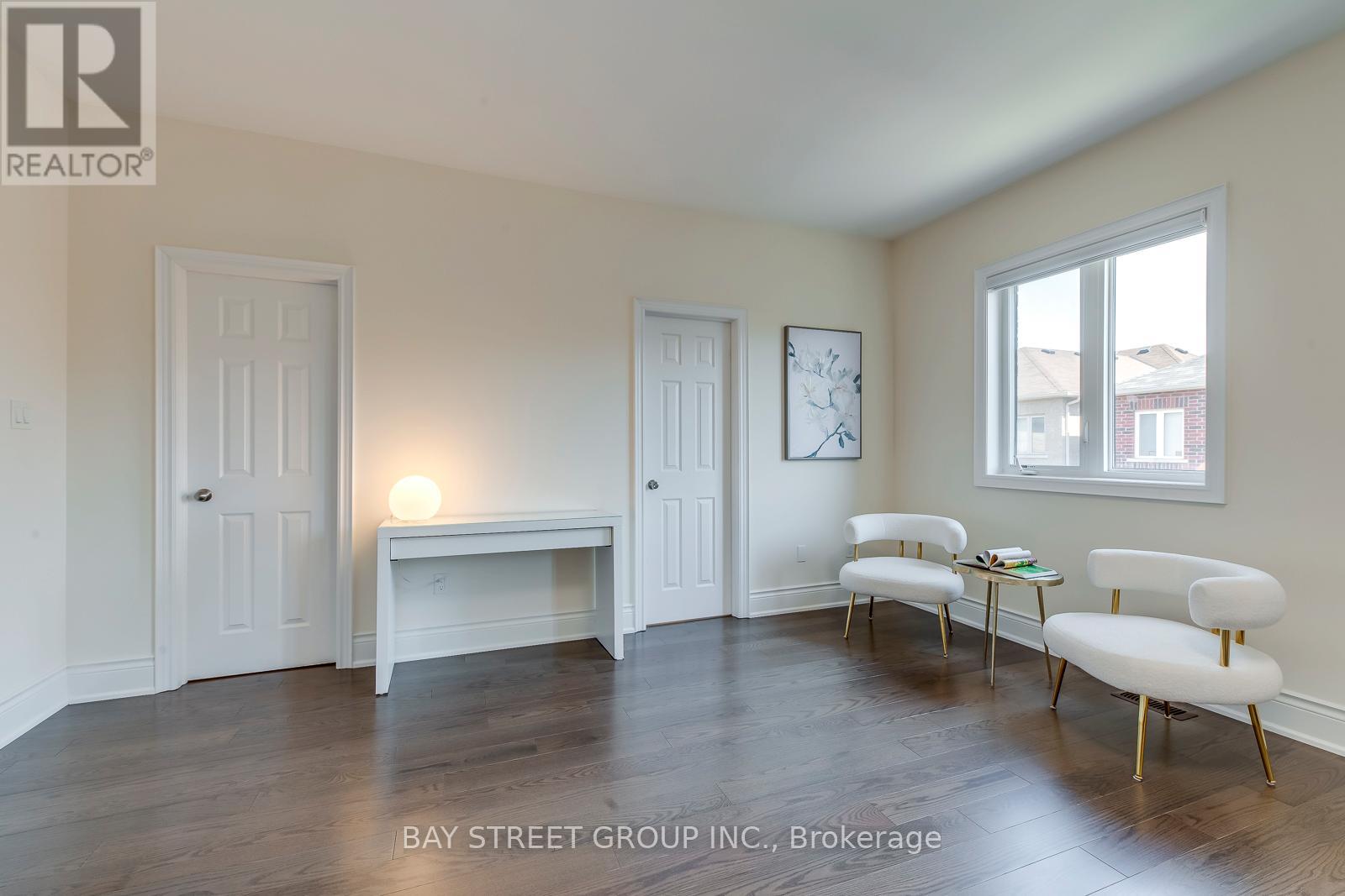 3091 Streamwood Pass, Oakville, Ontario  L6H 0S8 - Photo 24 - W12364123