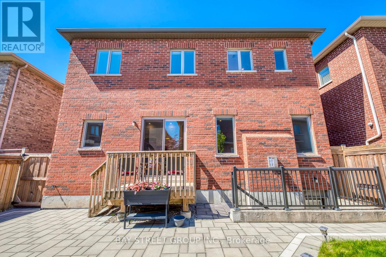 3091 Streamwood Pass, Oakville, Ontario  L6H 0S8 - Photo 47 - W12364123