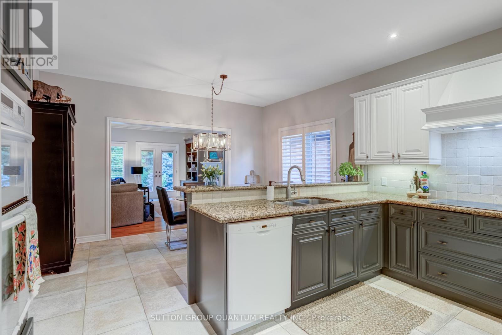 2372 Ravine Gate, Oakville, Ontario  L6M 4R1 - Photo 8 - W12364135
