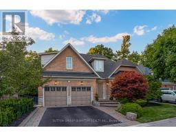 2372 RAVINE GATE, Oakville, Ontario