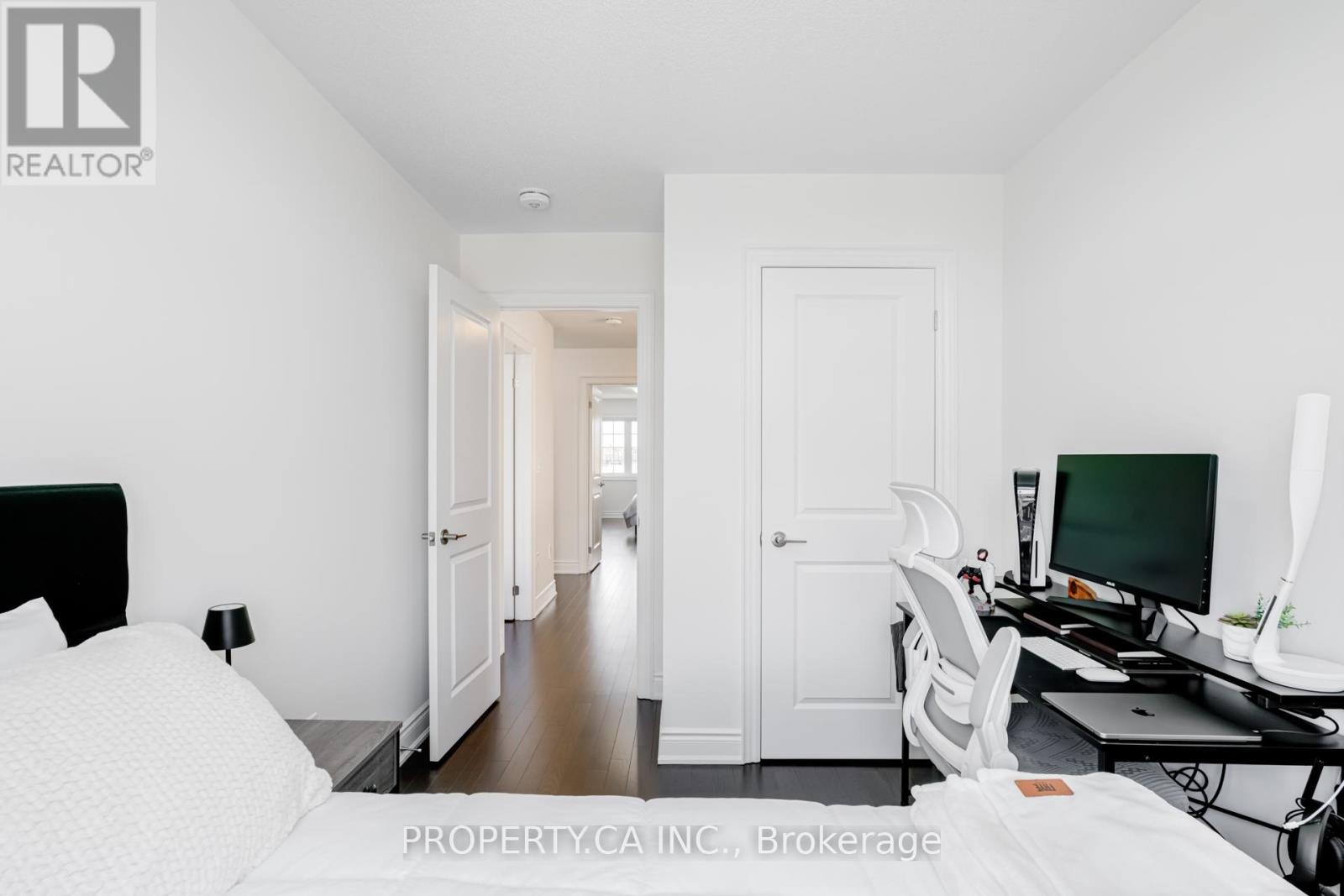 10 Fordham Road, Brampton, Ontario  L6Y 6K2 - Photo 22 - W12364150