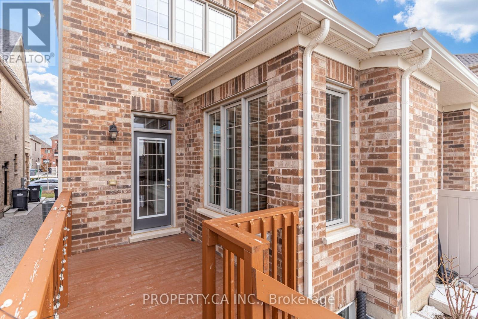 10 Fordham Road, Brampton, Ontario  L6Y 6K2 - Photo 28 - W12364150