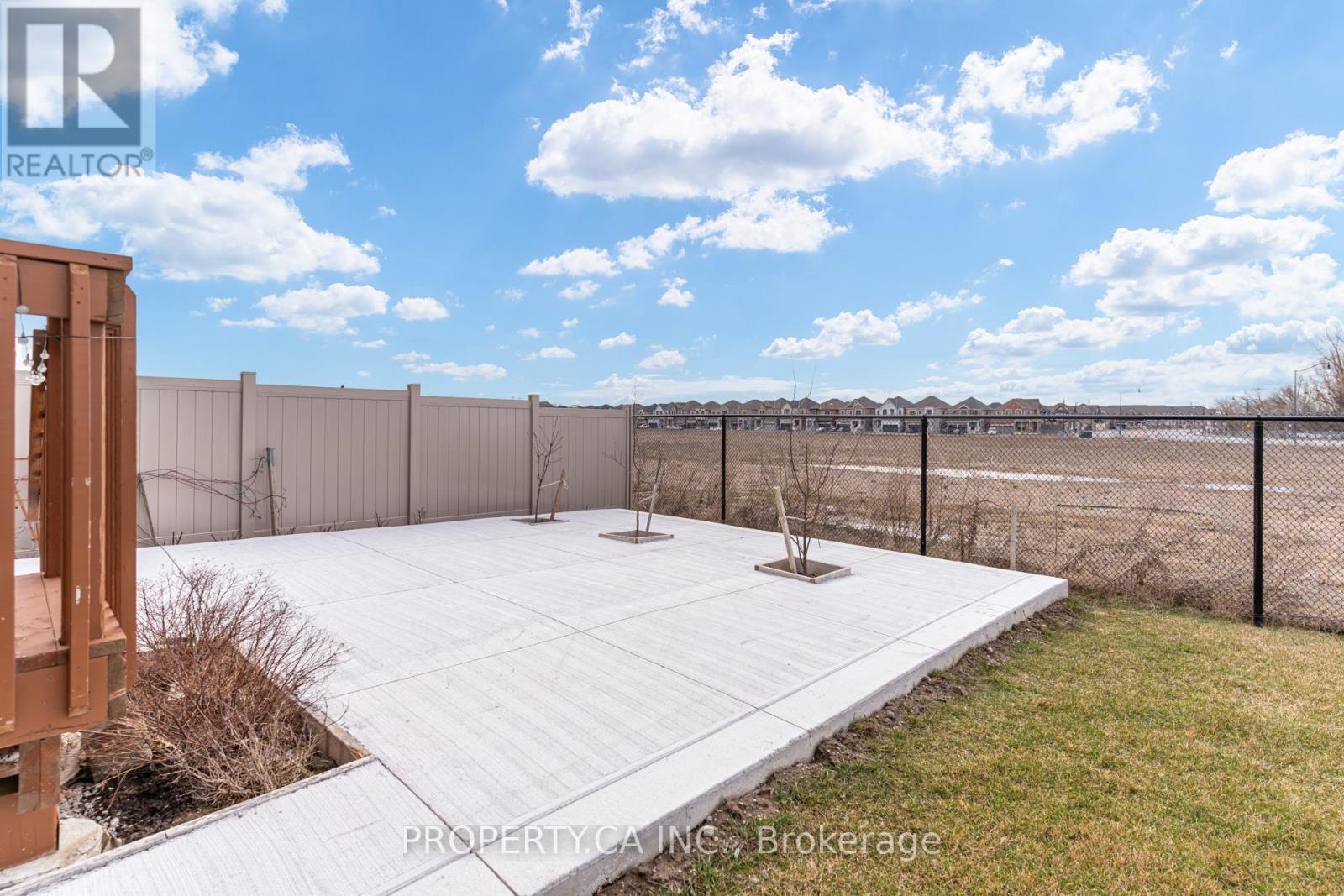 10 Fordham Road, Brampton, Ontario  L6Y 6K2 - Photo 30 - W12364150