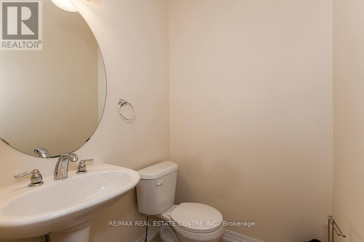 83 Hanson Crescent, Milton, Ontario  L9T 8L5 - Photo 10 - W12364161