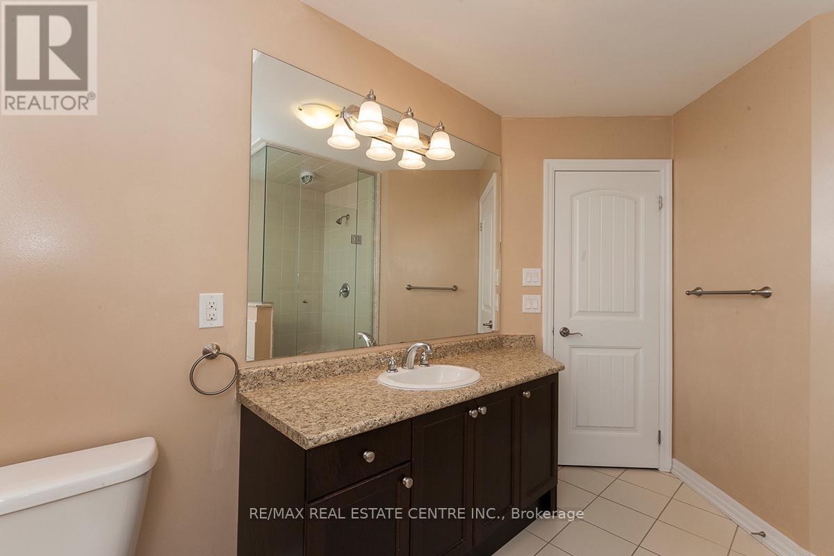 83 Hanson Crescent, Milton, Ontario  L9T 8L5 - Photo 14 - W12364161