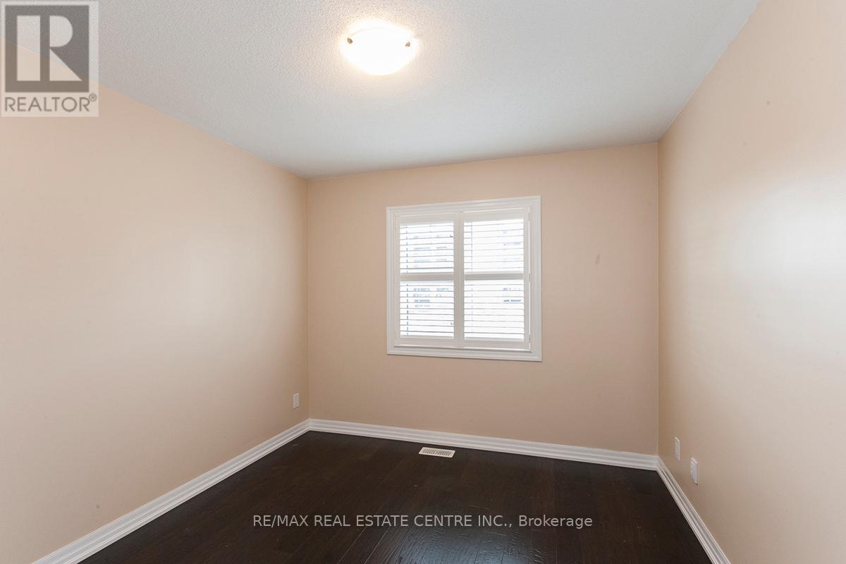 83 Hanson Crescent, Milton, Ontario  L9T 8L5 - Photo 17 - W12364161