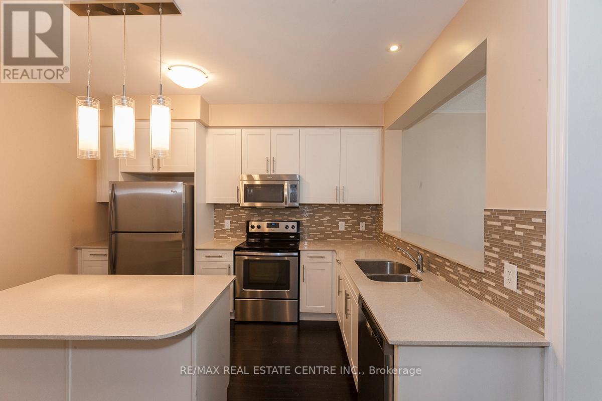 83 Hanson Crescent, Milton, Ontario  L9T 8L5 - Photo 5 - W12364161