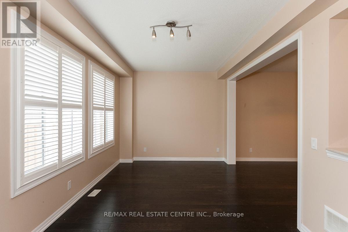 83 Hanson Crescent, Milton, Ontario  L9T 8L5 - Photo 9 - W12364161