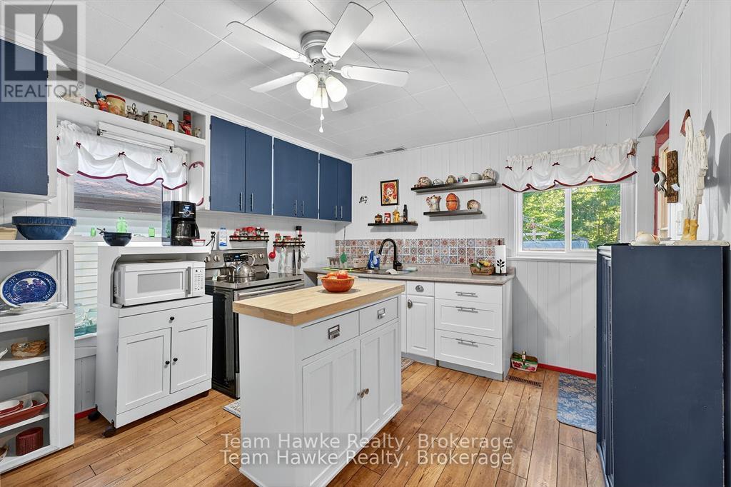 479 Queen Street, Midland, Ontario  L4R 3J3 - Photo 13 - S12364294