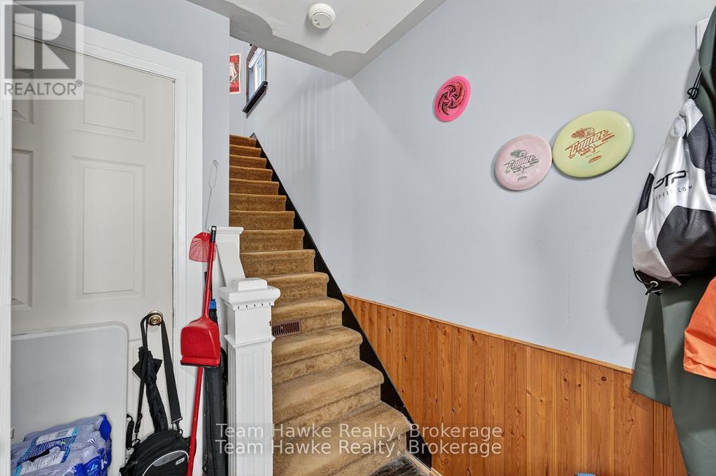 479 Queen Street, Midland, Ontario  L4R 3J3 - Photo 17 - S12364294