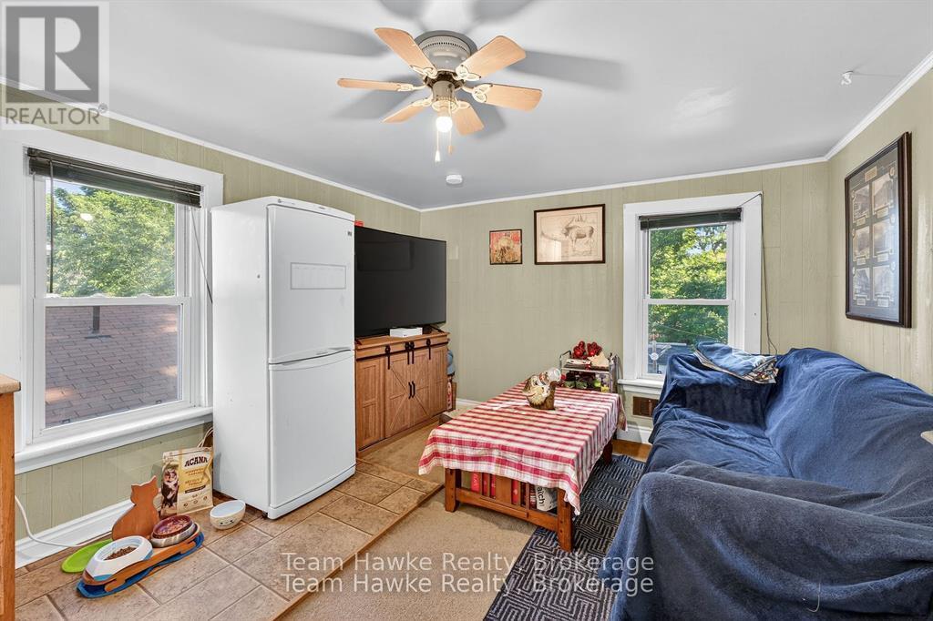 479 Queen Street, Midland, Ontario  L4R 3J3 - Photo 20 - S12364294