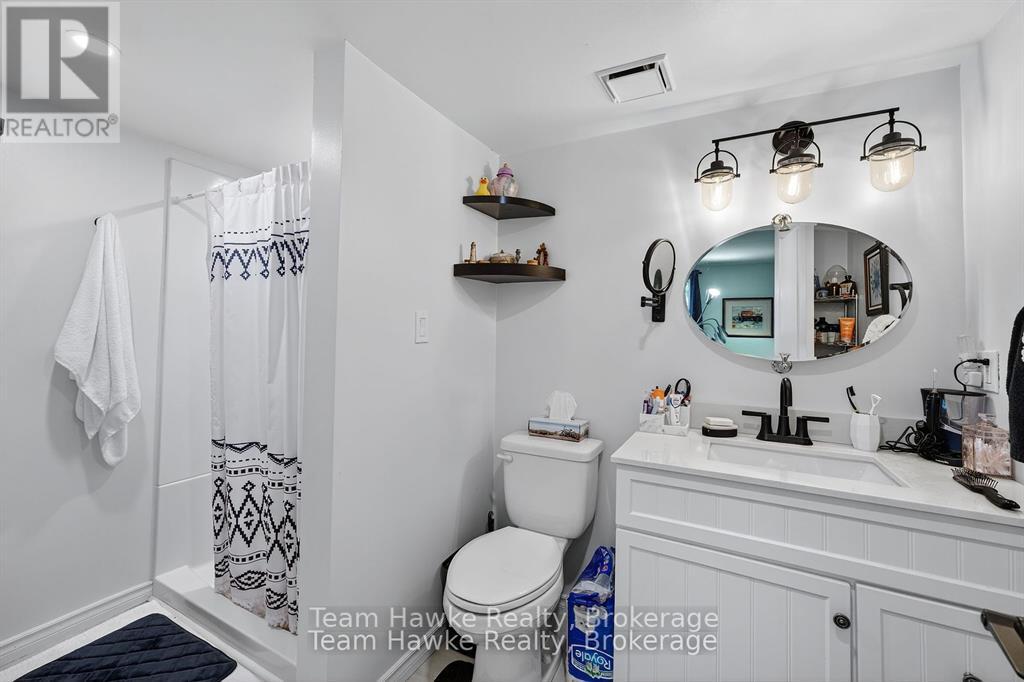 479 Queen Street, Midland, Ontario  L4R 3J3 - Photo 35 - S12364294