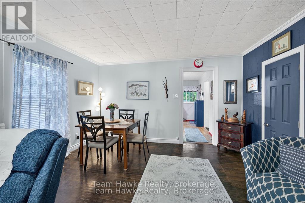 479 Queen Street, Midland, Ontario  L4R 3J3 - Photo 9 - S12364294