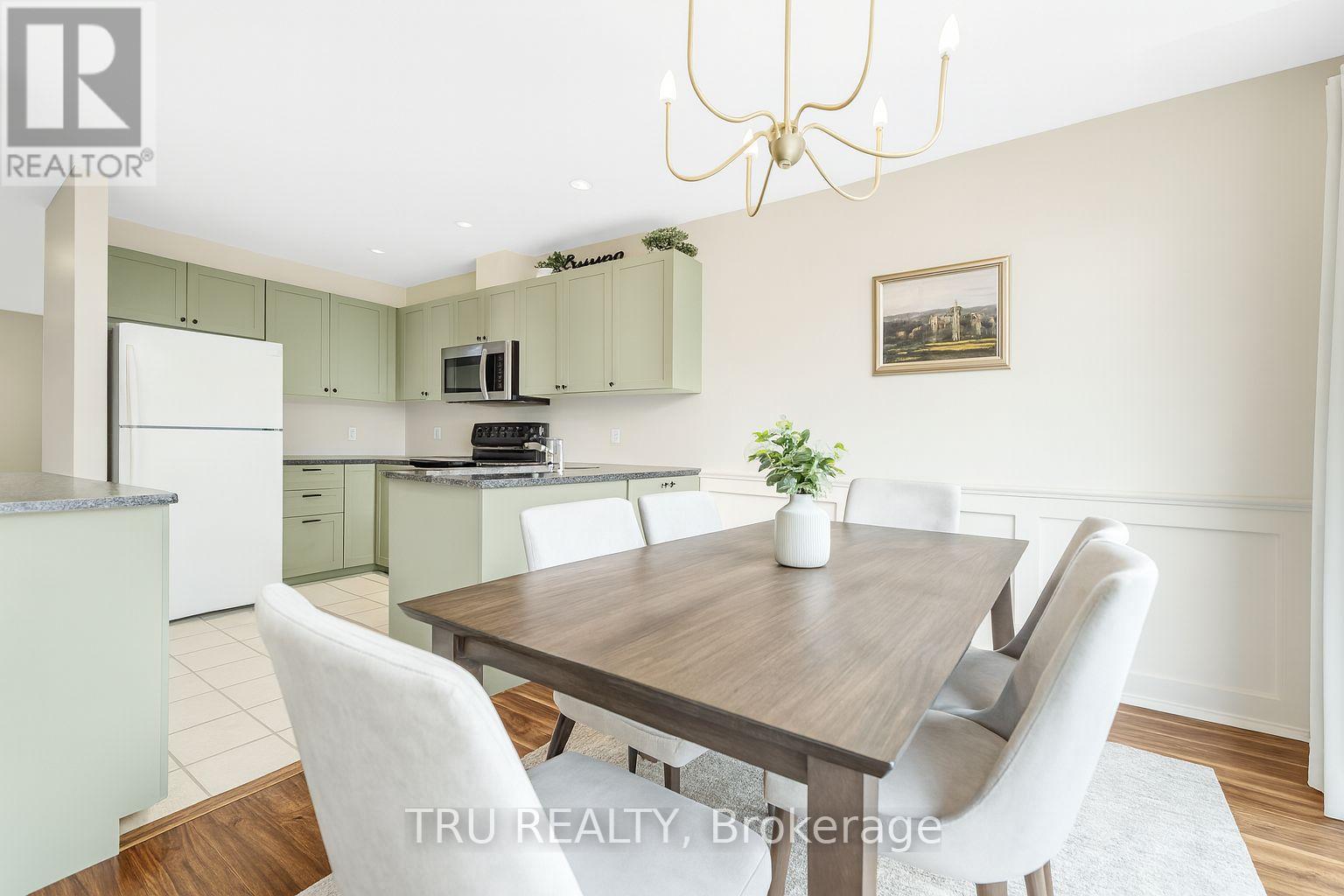 102 Southpointe Avenue, Ottawa, Ontario  K2J 4T5 - Photo 6 - X12363799