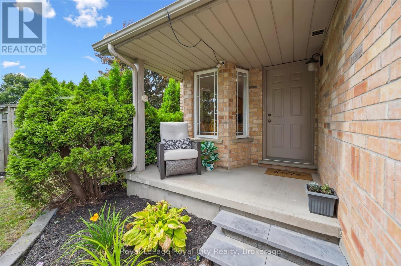 487 Flannery Drive, Centre Wellington, Ontario  N1M 2P2 - Photo 5 - X12364256