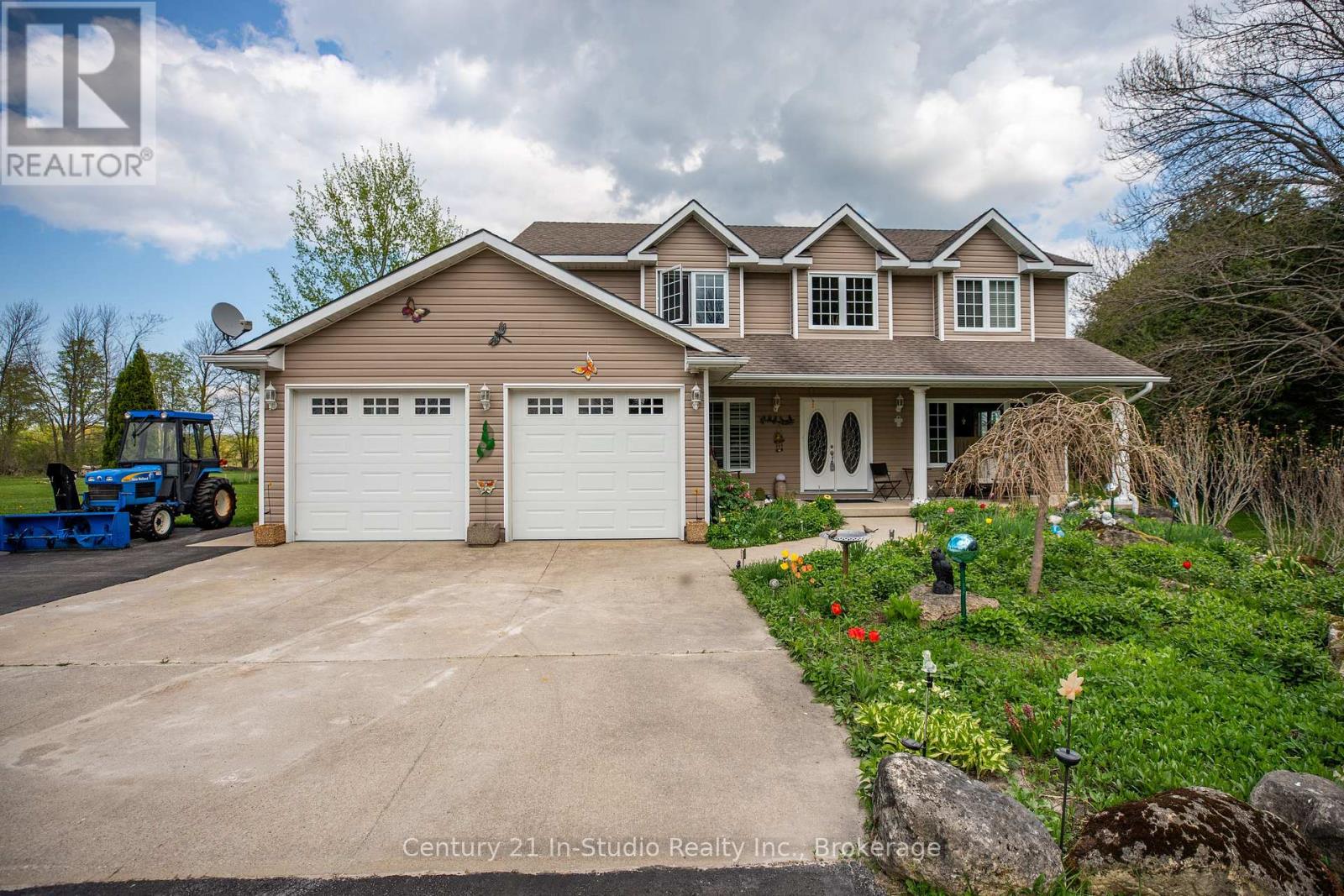 497119 Concession 6 S (Bognor) Road, Meaford, Ontario  N0H 1E0 - Photo 1 - X12364269