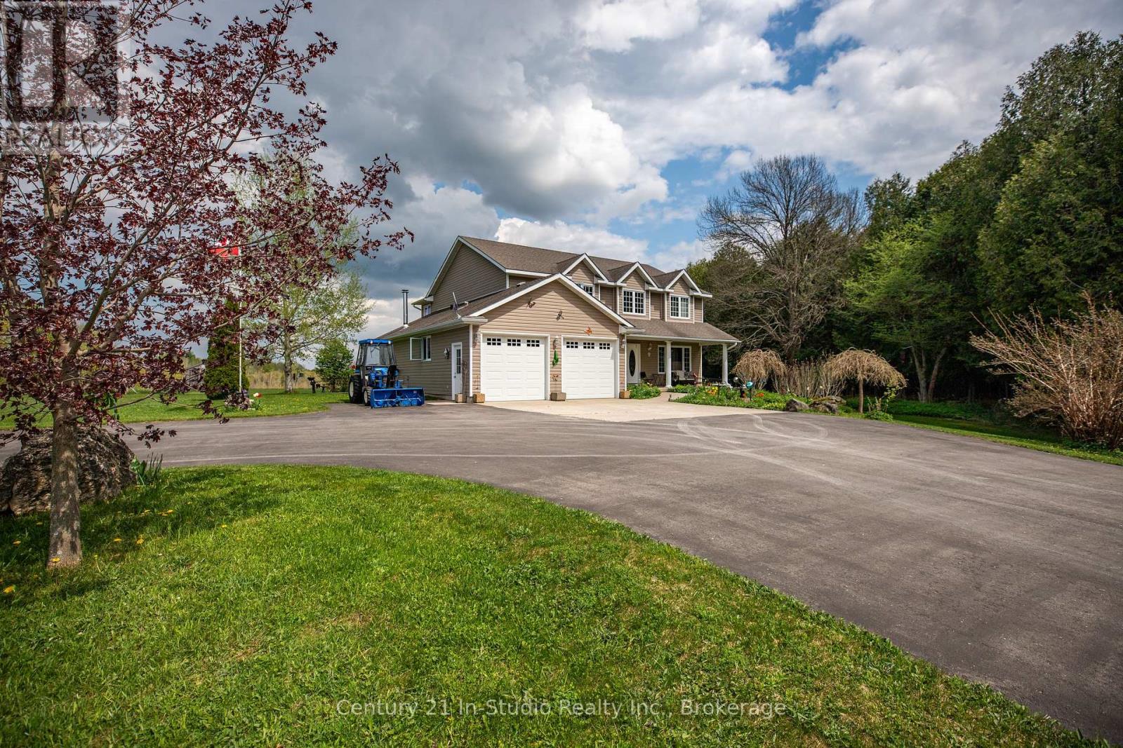 497119 Concession 6 S (Bognor) Road, Meaford, Ontario  N0H 1E0 - Photo 3 - X12364269
