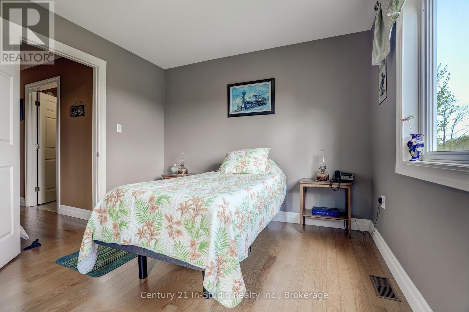 497119 Concession 6 S (Bognor) Road, Meaford, Ontario  N0H 1E0 - Photo 40 - X12364269