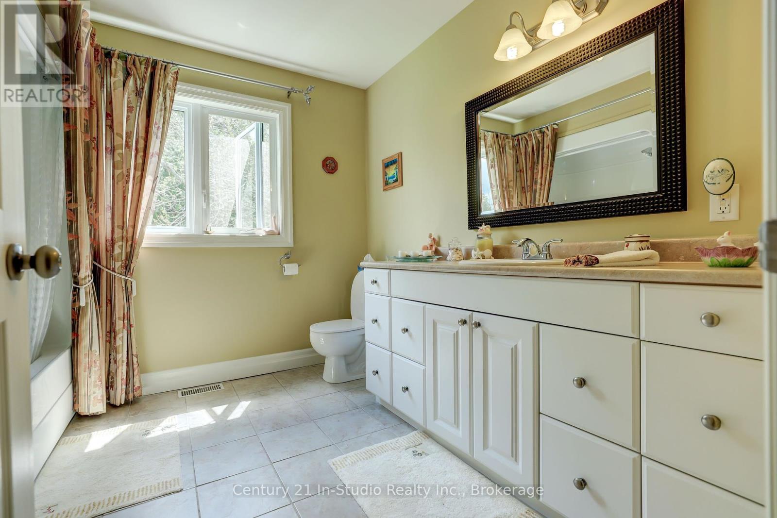 497119 Concession 6 S (Bognor) Road, Meaford, Ontario  N0H 1E0 - Photo 43 - X12364269