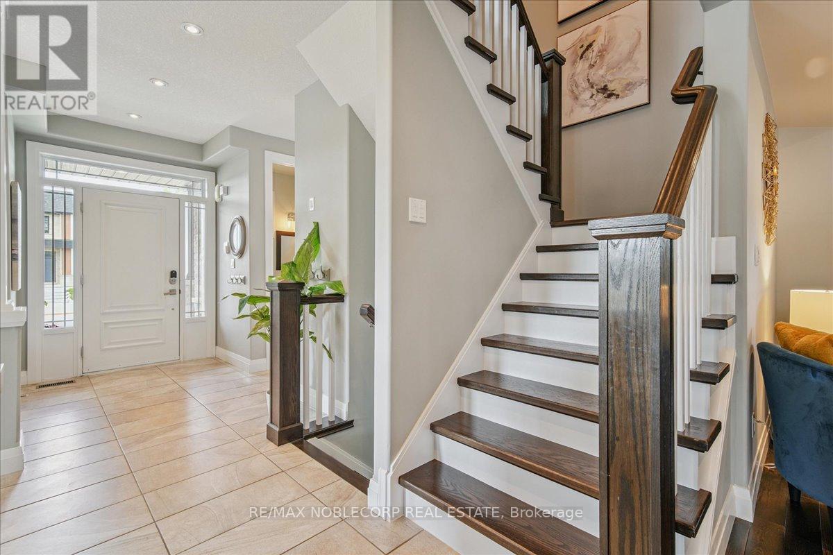 232 Maple Bush Drive, Cambridge, Ontario  N1T 0B8 - Photo 20 - X12364155