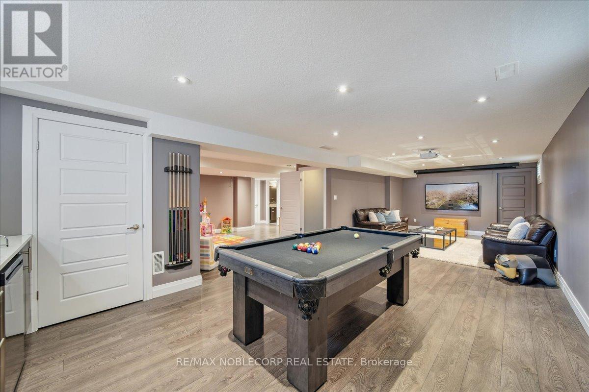 232 Maple Bush Drive, Cambridge, Ontario  N1T 0B8 - Photo 37 - X12364155