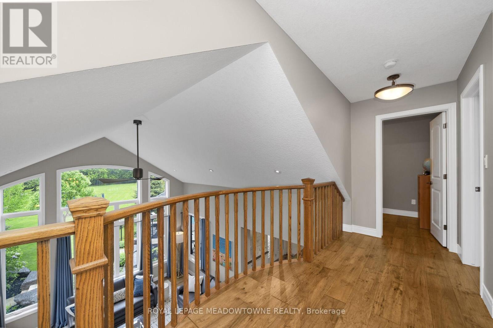 7412 Boyce Drive, Puslinch, Ontario  N0B 2J0 - Photo 15 - X12364228
