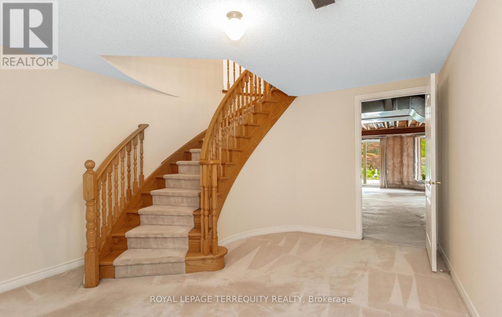 5187 Forest Ridge Drive, Mississauga, Ontario  L5M 5B3 - Photo 40 - W12332442