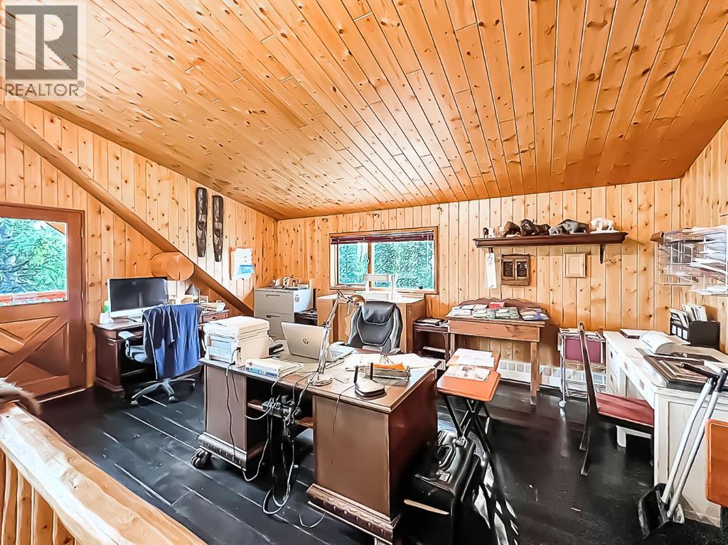 19132 Twp 825, Rural Northern Sunrise County, Alberta  T8S 1T1 - Photo 13 - A2077290