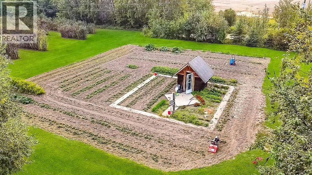 19132 Twp 825, Rural Northern Sunrise County, Alberta  T8S 1T1 - Photo 36 - A2077290