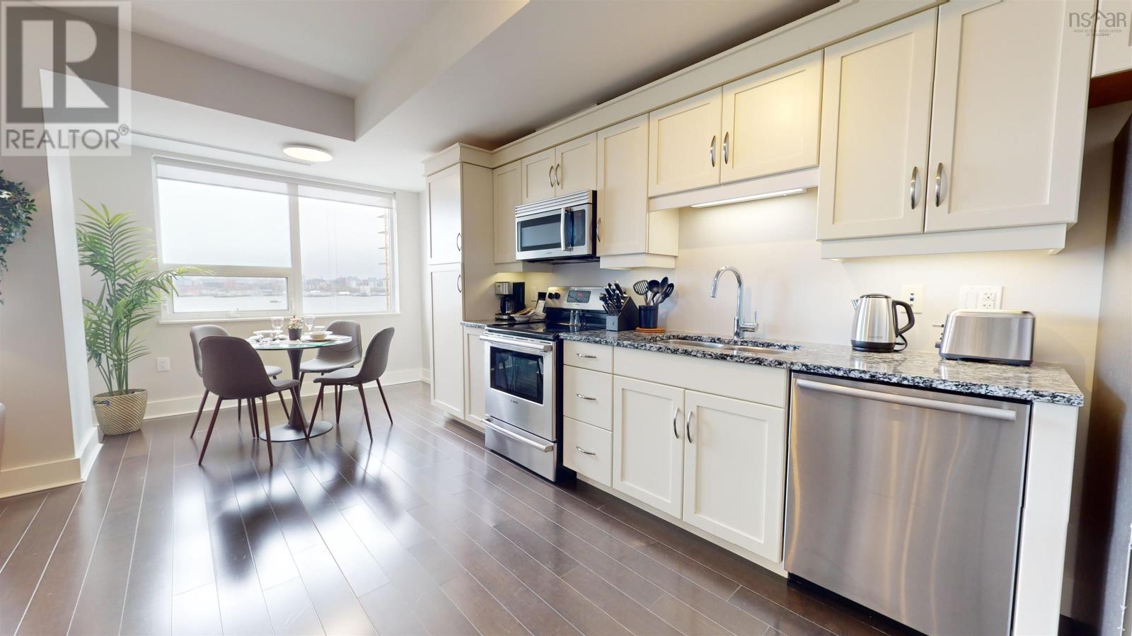 Property at 605 31 Kings Wharf Place image 3