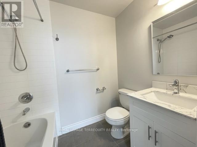 Ph3 - 225 Webb Drive, Mississauga, Ontario  L5B 4P2 - Photo 30 - W12321644