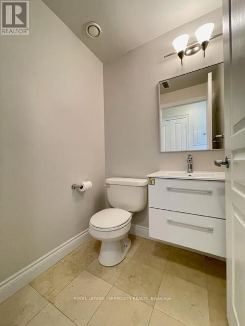 Ph3 - 225 Webb Drive, Mississauga, Ontario  L5B 4P2 - Photo 32 - W12321644